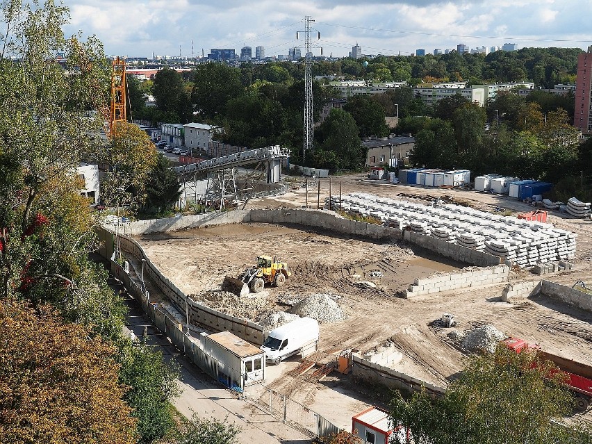 W sierpniu przedstawiciele PKP PLK tłumaczyli, że przestoje...