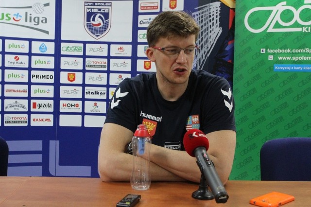 Trener Dafi Społem Wojciech Serafin liczy na dobry mecz swojej drużyny w Bełchatowie   