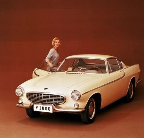 Fot. Volvo: Volvo P 1800 spopularyzował serial telewizyjny...