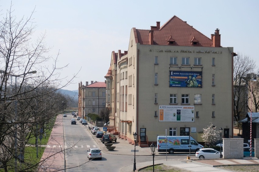 Budynek WSPiA w Przemyślu.