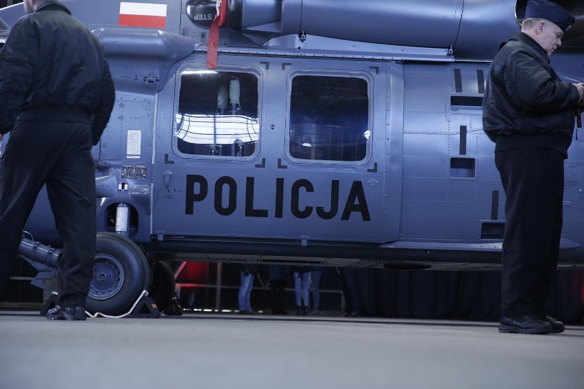 Polska policja dostała dwa śmigłowce Black Hawk [ZDJĘCIA,WIDEO]