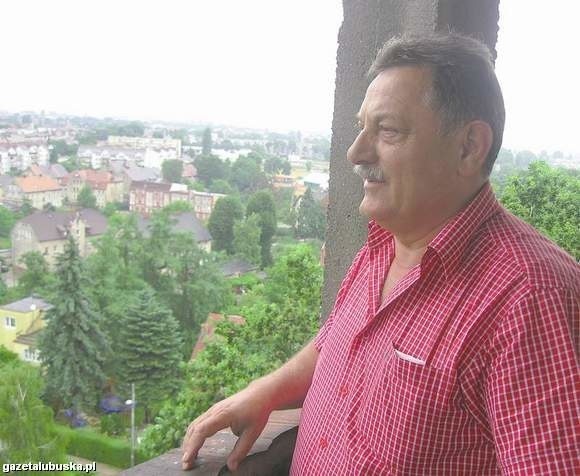- Z galerii wieży przy ulicy Witosa można podziwiać panoramę Żar - zapewnia Zdzisław Czekalski, prezes ZWiK  (fot. Janczo Todorow)