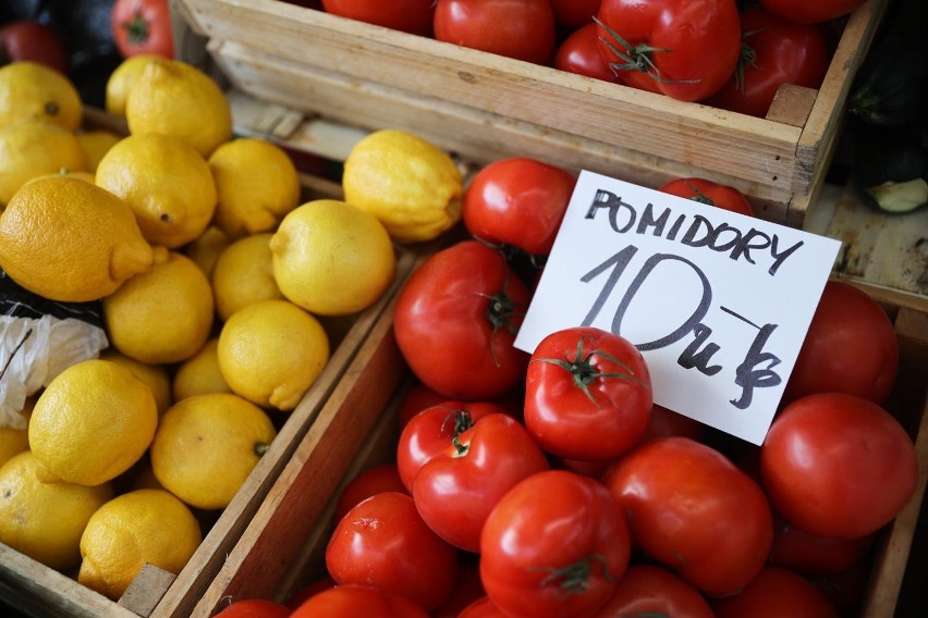 Pomidory spod osłon w Broniszach kosztują 9,50-12 zł/kg...