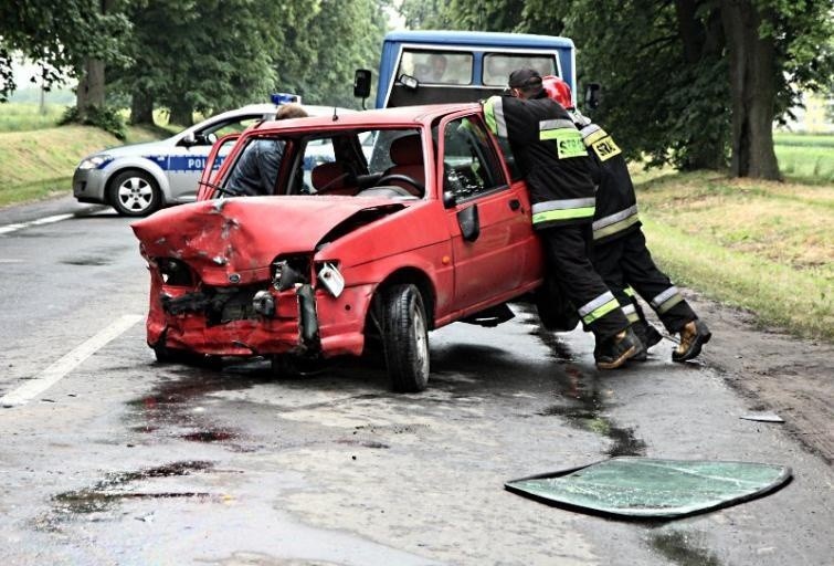 Finansowe konsekwencje wypadku spowodowanego samochodem bez...