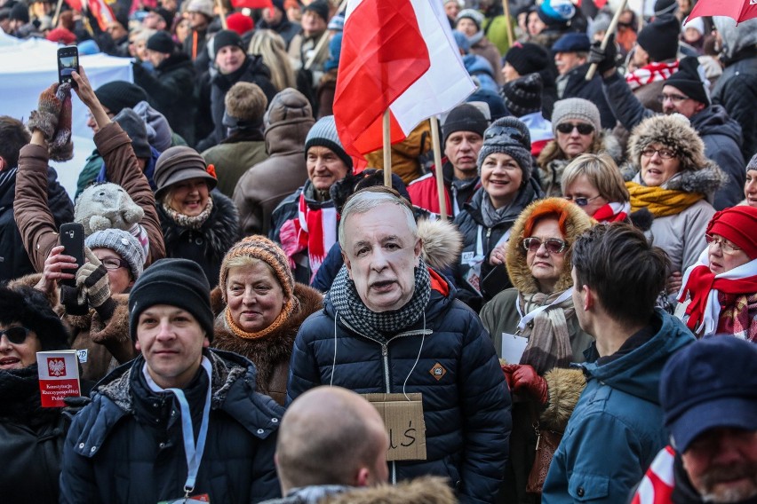 Dziś widzimy demonstracje KOD, ale na nich się nie skończy....