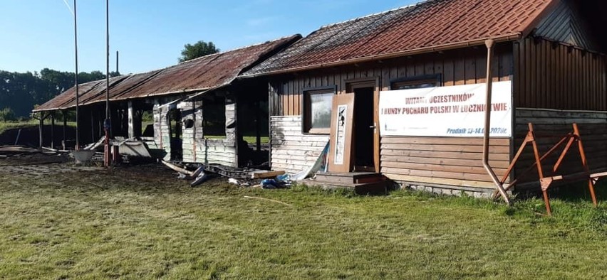 Pożar zniszczył budynek sportowy łuczników z Prudnika. To mogło być podpalenie