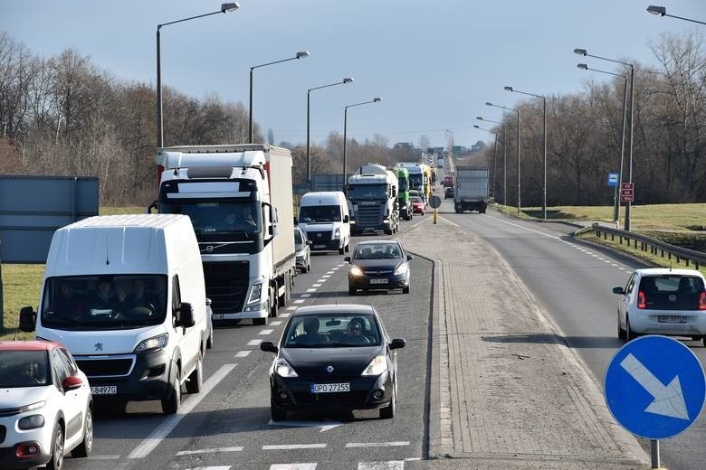 Czekają nas zmiany w prawie o ruchu drogowym, Sprawdź,...