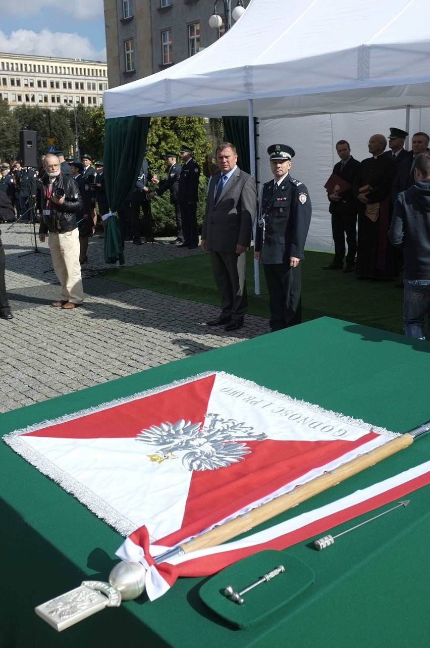 Dzień Służby Celnej na Śląsku. Sztandar dla Izby Celnej w Katowicach [ZDJĘCIA]