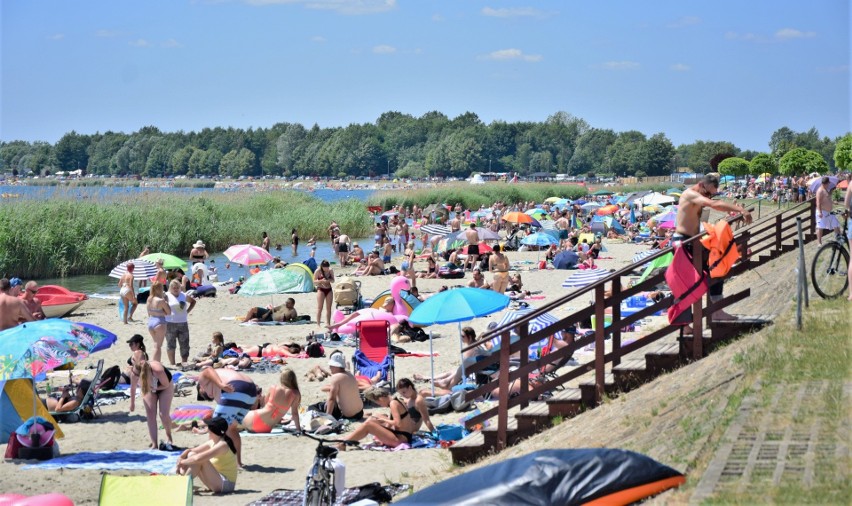 Ostatnia niedziela czerwca nad Jeziorem Tarnobrzeskim. Nad...