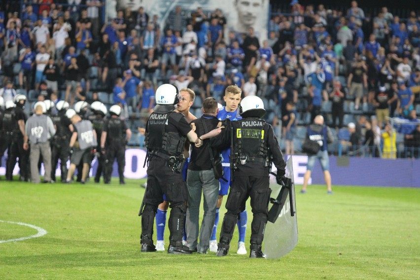 02062017 chorzow mecz ruch chorzow gornik leczna zadyma...