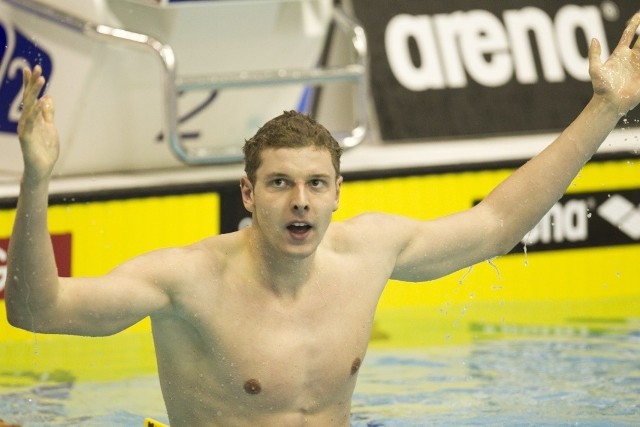 Konrad Czerniak specjalizuje się w 100 m stylem motylkowym, ale na podium stanął już na dystansie o połowę krótszym