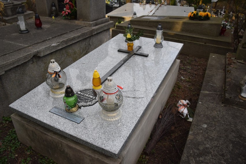 Na Cmentarzu Zasańskim w Przemyślu znajduje się grób matki...