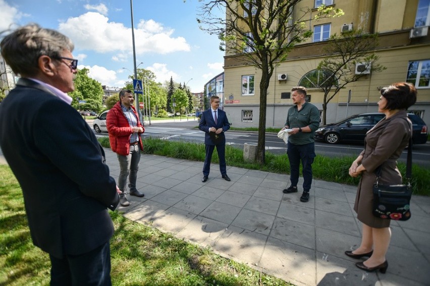 Słoneczniki zakwitną na Skwerze Solidarności w Częstochowie...