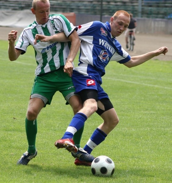 Karol Cieślik (z prawej) chce odbudować formę w nowym klubie.