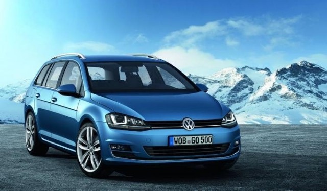 Nowy Volkswagen Golf kombi już w polskich salonach