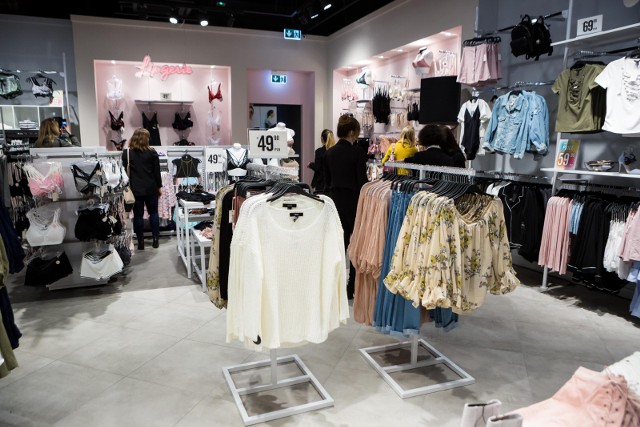 Ośmiu na dziesięciu sprzedawców detalicznych z branży odzieżowej w Europie uważa, że okres wprowadzania nowych kolekcji i produktów znacząco podnosi podatność sklepów na straty i ubytki.
