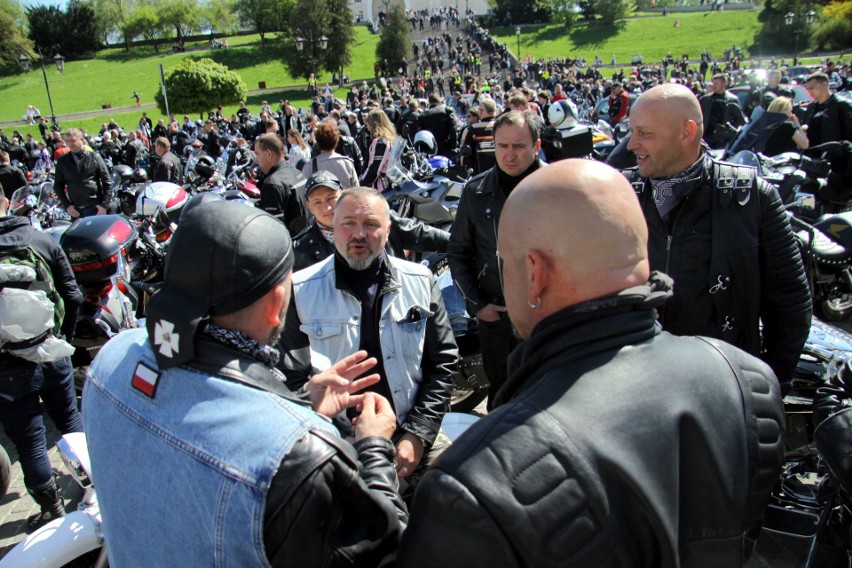 Rozpoczęcie sezonu motocyklowego 2018 w Lublinie. Przez miasto przejechała głośna parada (ZDJĘCIA)