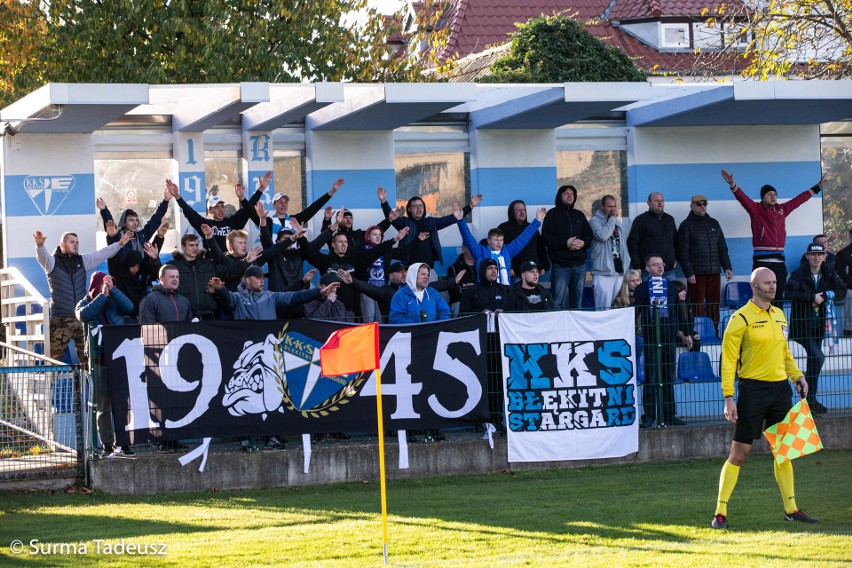 Błękitni Stargard pokonali u siebieSandecję Nowy Sącz 3:0 i...