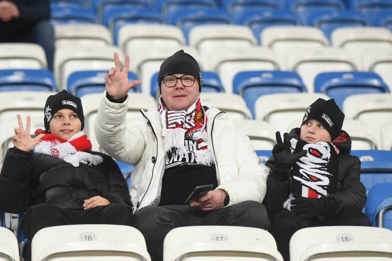 Lech Poznań wygrywa i nie traci goli. Przy Bułgarskiej...