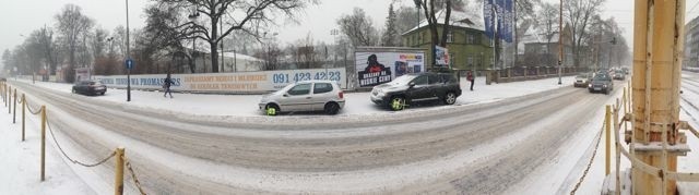 Z blokadami na kołach skończyli kierowcy, którzy parkowanie w niedozwolonym miejscu w okolicy Lodogryfu w Szczecinie