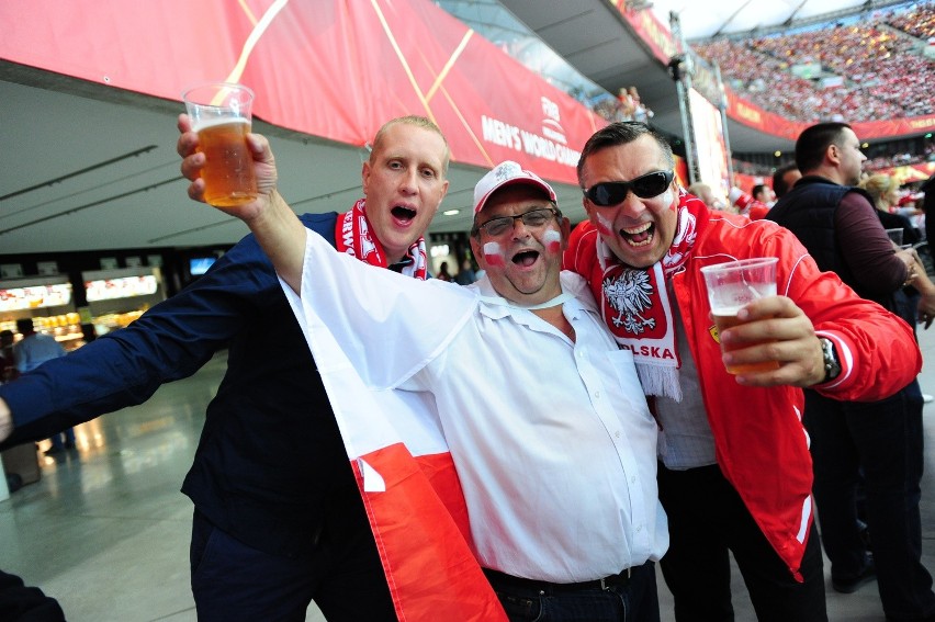 MŚ: Polscy kibice na Stadionie Narodowym