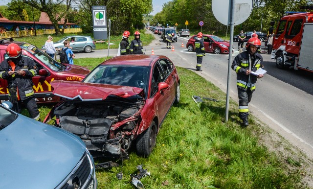 Po niedzielnym karambolu na Gdańskiej na wysokości parku w Myślęcinku