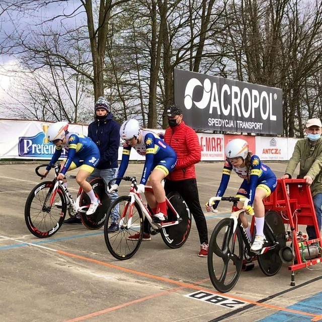 Reprezentacja grudziądzkiej Autonomicznej Ludowej Kolarskiej Sekcji „STAL” wróciła z Kalisza dwunastoma medalami