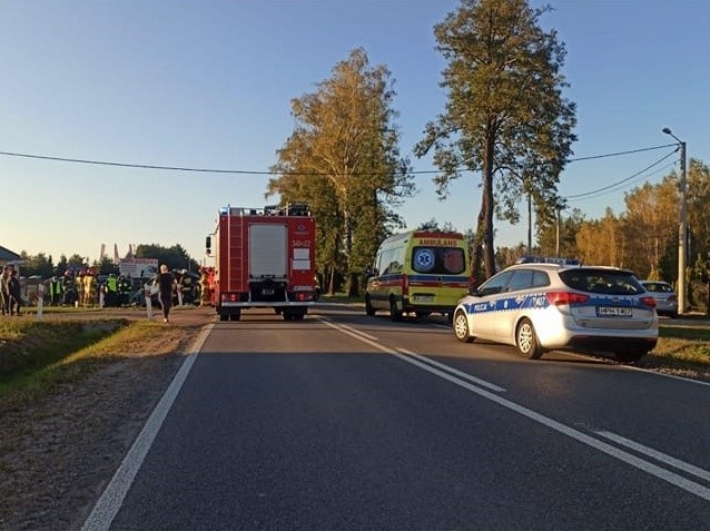 Wypadek w Antoniach. Zderzyły się 2 samochody osobowe. Do wypadku doszło późnym popołudniem 27.09.2021, na drodze krajowej nr 53. Zdjęcia