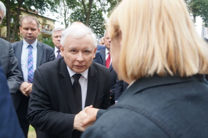 Jarosław Kaczyński oddał hołd pomordowanym białostockim...