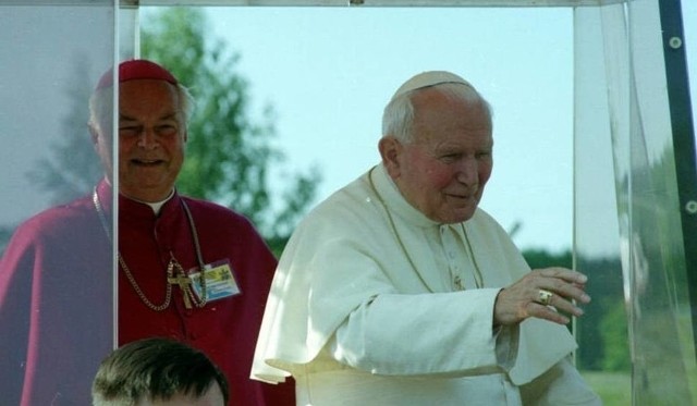 Lubuszanie bronią Jana Pawła II