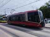Takiego tramwaju w Poznaniu jeszcze nie widzieliście! Oto prototypowa bordowa Gamma