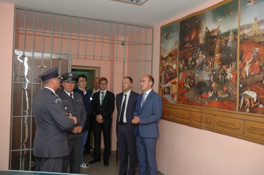 Minister Sprawiedliwości Borys Budka wizytował Zakład Karny w Czerwonym Borze (zdjęcia)