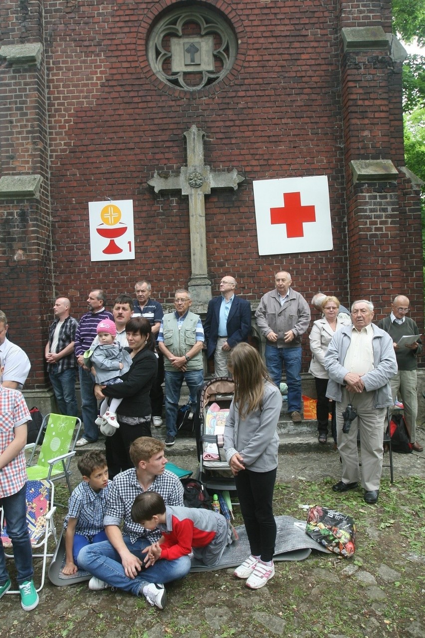 Pielgrzymka mężczyzn do Piekar Śląskich 2014 w obiektywie DZ