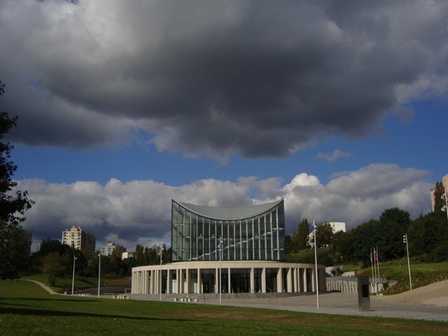 Miasto dopatruje się kolejnych nieprawidłowości na budowie filharmonii.