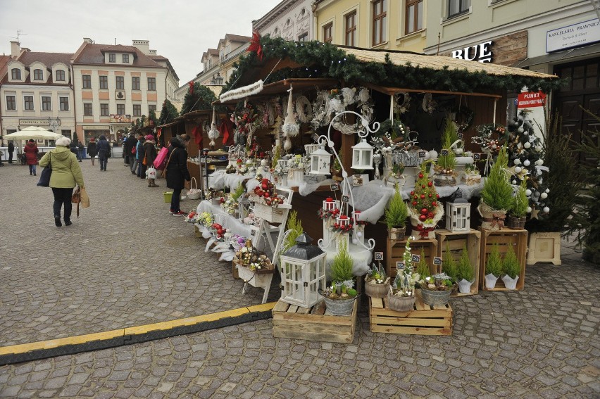 Na rzeszowskim Rynku powstało "Świąteczne Miasteczko" [FOTO,WIDEO]