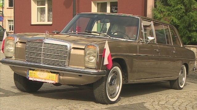 Mercedes W114 Pullman - jedno z aut na zlocie w Trzebnicy/fot. TVN Turbo/x-news