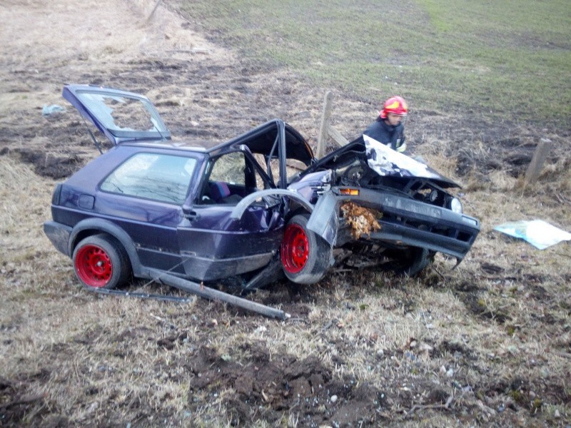 W poniedziałek po południu doszło do wypadku samochodu...