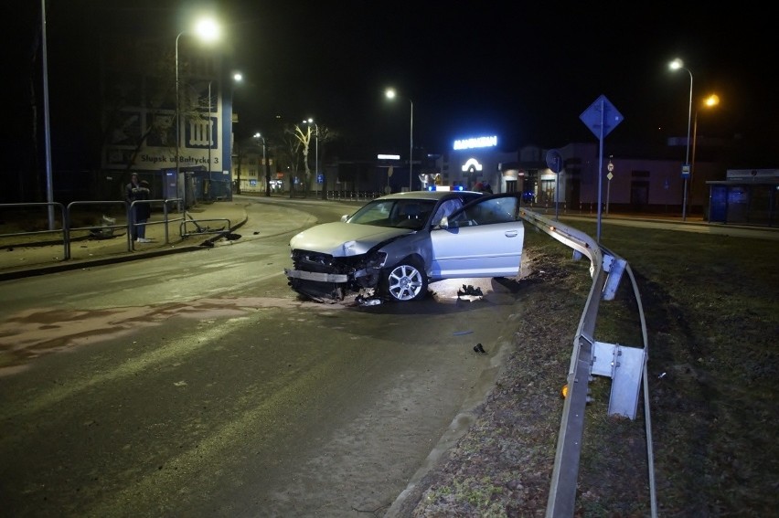 Jechał za szybko na ul. Tuwima Słupsku. 19-latek odpowie przed sądem