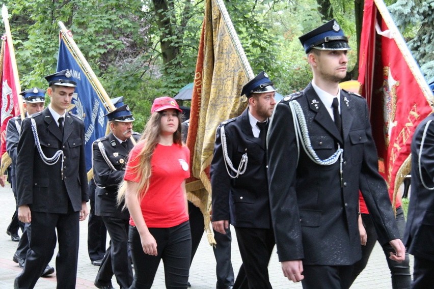 Miejskie dożynki odbywają się w niedzielę w Dąbrowie...