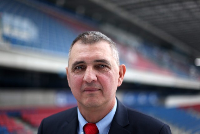 – Robert Gaszyński to były piłkarz, zna się na rzeczy i potrafi ocenić zawodnika – mówi Franciszek Smuda