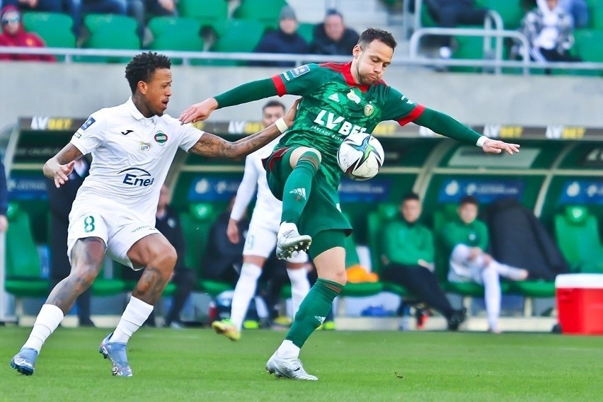 PKO Ekstraklasa. Śląsk Wrocław - Radomiak Radom 0:0. Filip Majchrowicz obronił rzut karny (Zobacz zdjęcia z meczu)