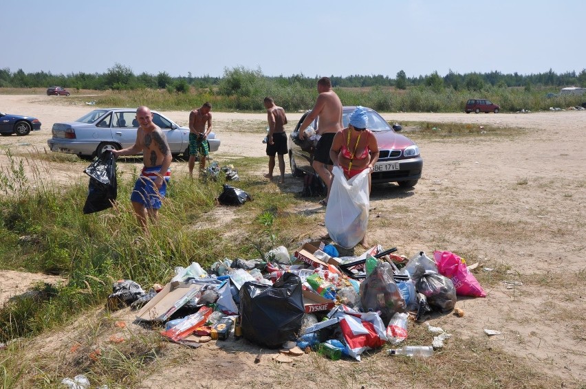 Wielkie sprzątanie plaży nad Pogorią IV