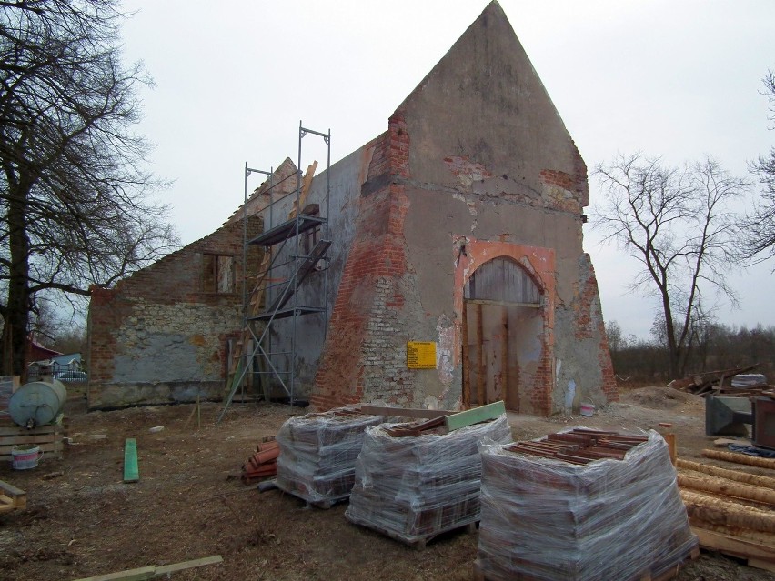 Kościółek w Chotczy został uratowany. To był "ostatni dzwonek" na remont  