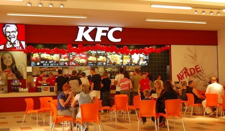 KFC rozdaje darmowe kubełki. Od której i gdzie promocja?...