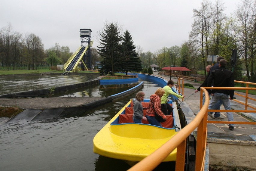 Śląskie Wesołe Miasteczko już otwarte. Inauguracja nowego sezonu [ZDJĘCIA i WIDEO]