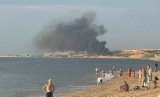 Kłęby czarnego dymu nad Krymem. Płonie lotnisko wojskowe – WIDEO