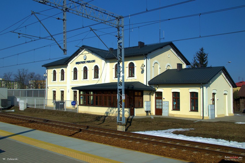 Międzyrzec Podlaski. Dworzec zaczął funkcjonować w roku...