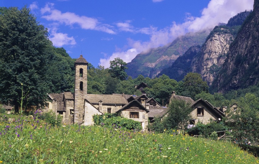 Foroglio to czarująca i piękna wioska w Alpach...
