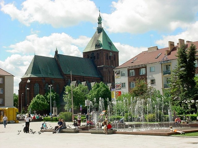 Jak wyglądał Koszalin w latach 2000-2005? Zobaczcie zdjęcia znanego koszalińskiego fotografa Krzysztofa Sokołowa.