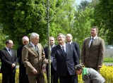 Prezydent Komorowski zasadził w Lublinie Dąb Wolności (ZDJĘCIA, WIDEO)